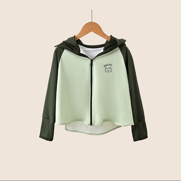 Damen leichte und atmungsaktive Sportjacke mit Kapuze Echo Archiv