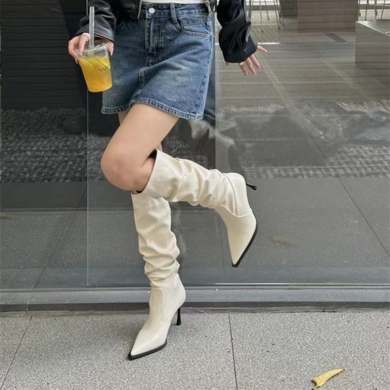 Damen Slouchy kniehohe Stiefel mit spitzer Zehenform und skulpturellem Stiletto-Absatz – Lioré