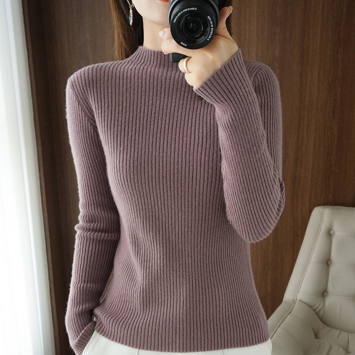 Damen Luxus-Feinstrickpullover mit schmaler Rippenstruktur und kurzem Stehkragen Echoarchiv