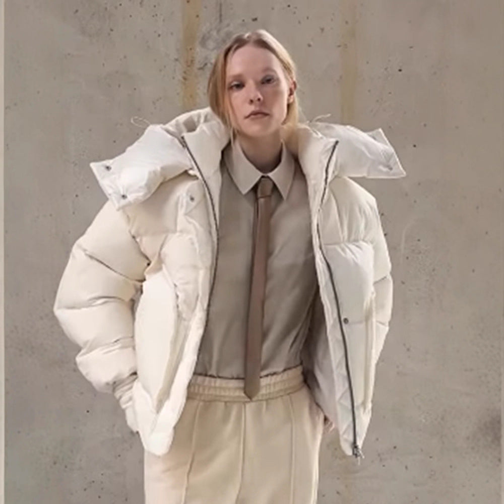 Damen Oversize Wattierte Pufferjacke mit extra hohem Stehkragen, zweifachem Frontreißverschluss und kastiger Silhouette Echoarchiv