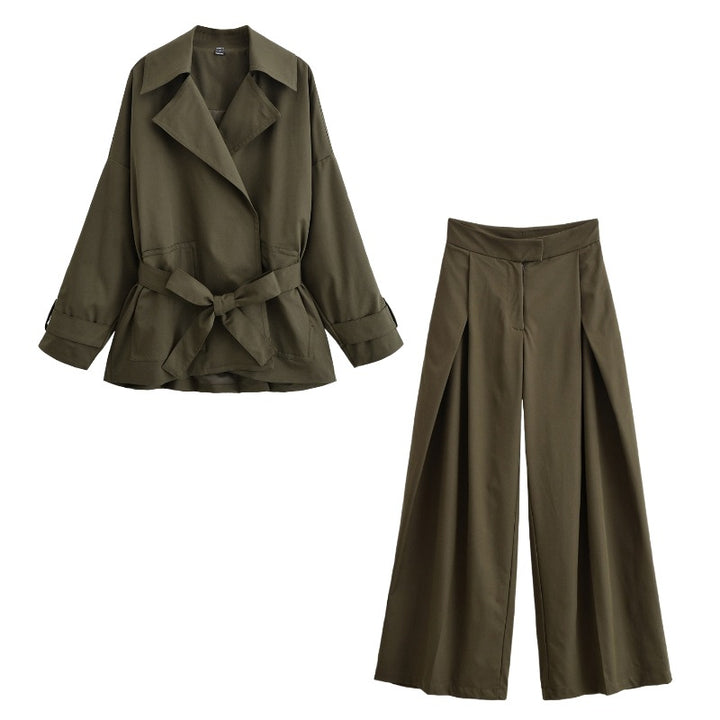 Damen Taillierter Kurztrench mit Bindegürtel und Oversize-Ärmeln Echo Archiv