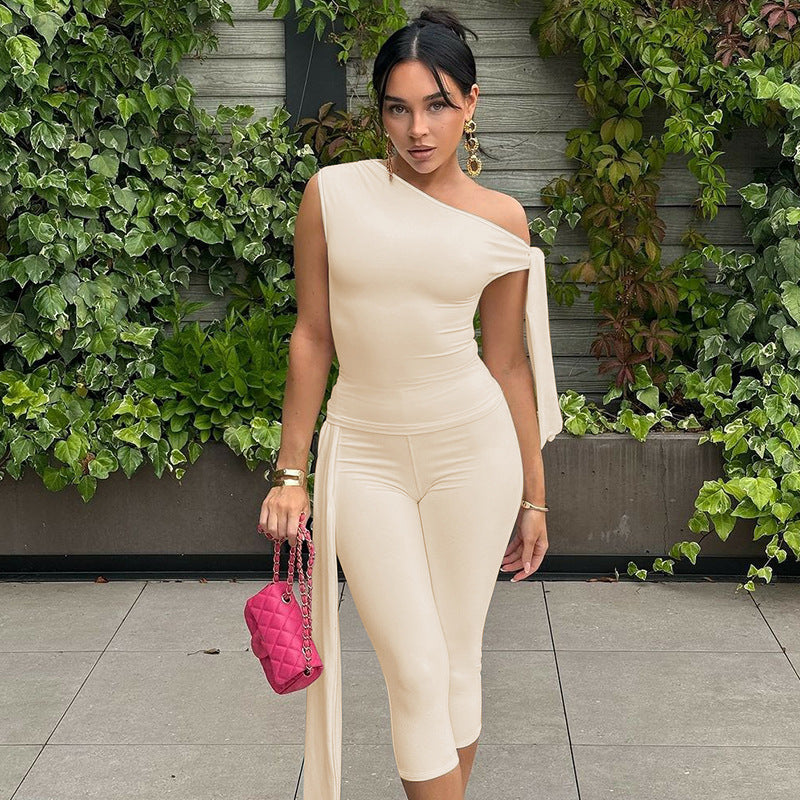 Damen Einseitiger Jumpsuit mit exklusiven Drapierungen Echo Archiv