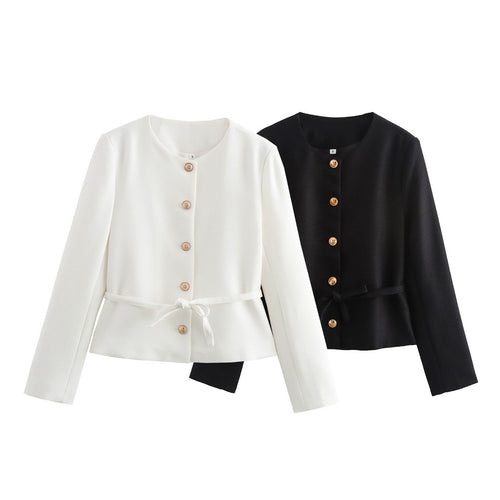 Damen strukturierte Kurzjacke mit Rundhalsausschnitt Holzknopf‑Leiste und taillierendem Bindegürtel – Célinea