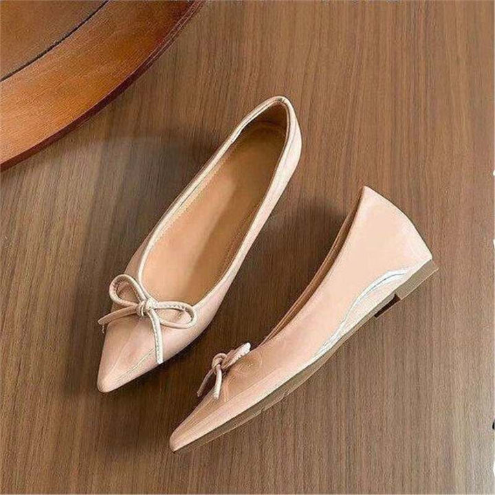 Damen Spitz zulaufende Ballerina-Slipper mit kleinem Keilabsatz – Lioré