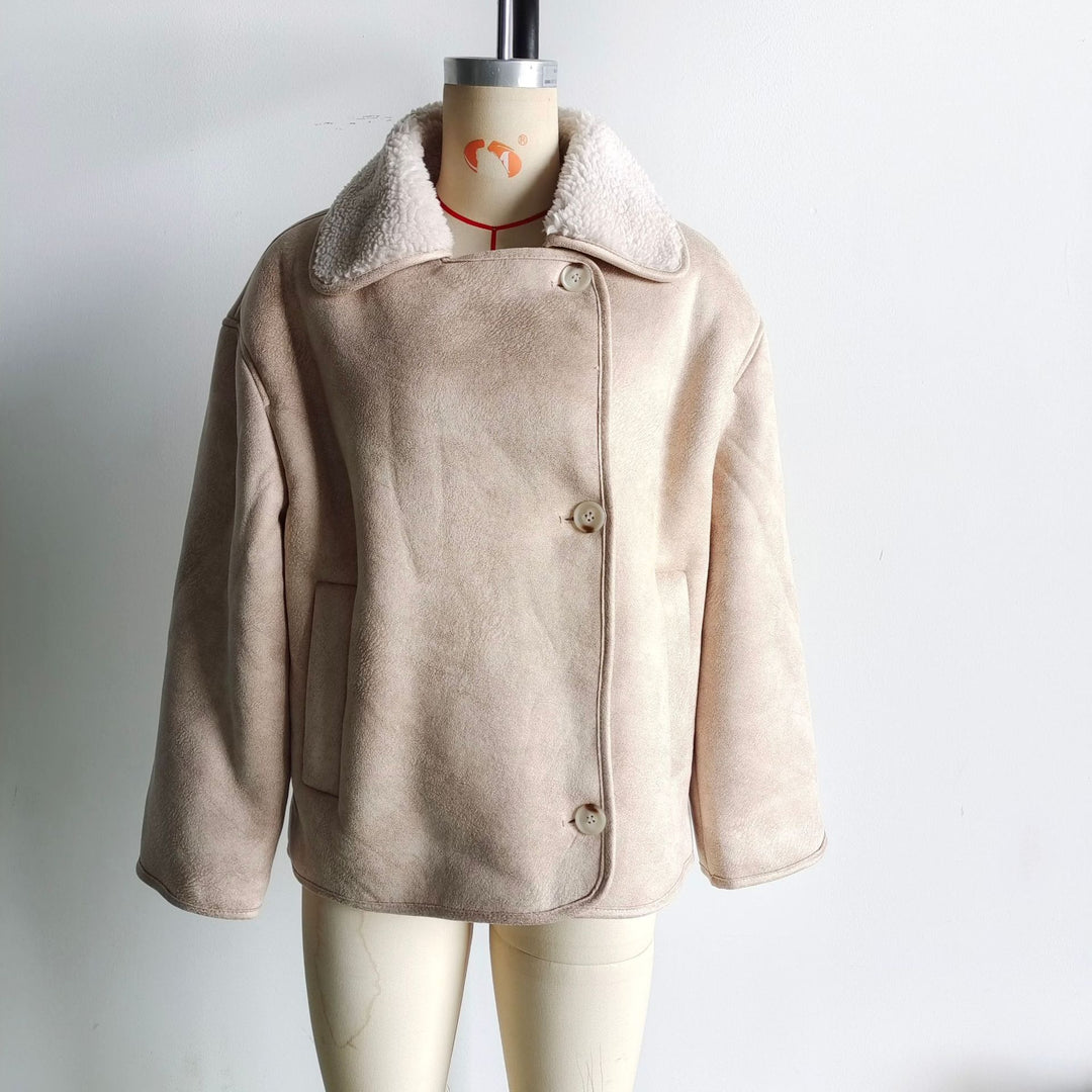 Damen Boxy Jacke in Lammfelloptik mit Teddyfutter und großem Umlegekragen Echo Archiv