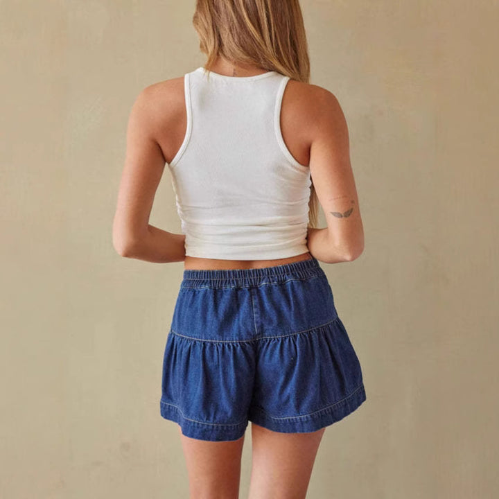Damen Modische Denim-Shorts mit Rüschen und Knopfdetails Echo Archiv