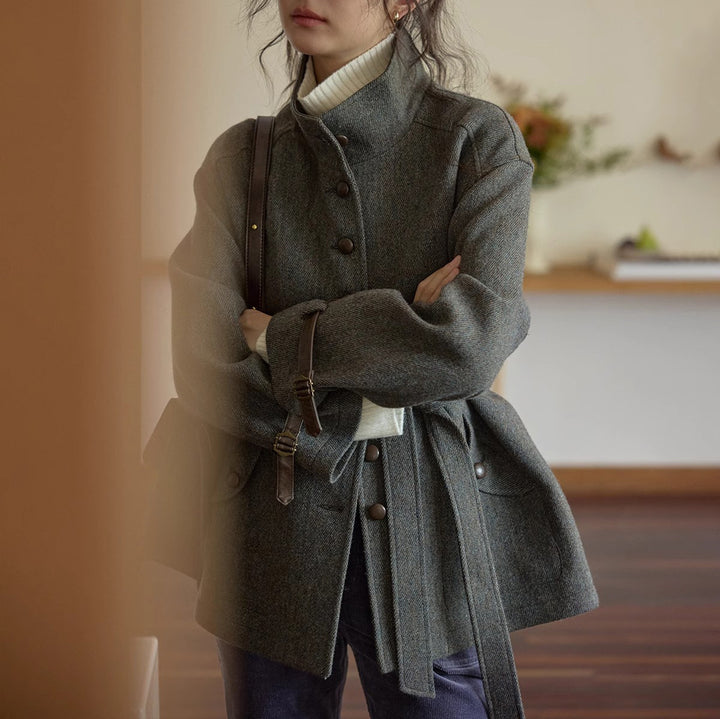 Damen Elegante und bequeme Wolljacke mit hohem Kragen Echoarchiv