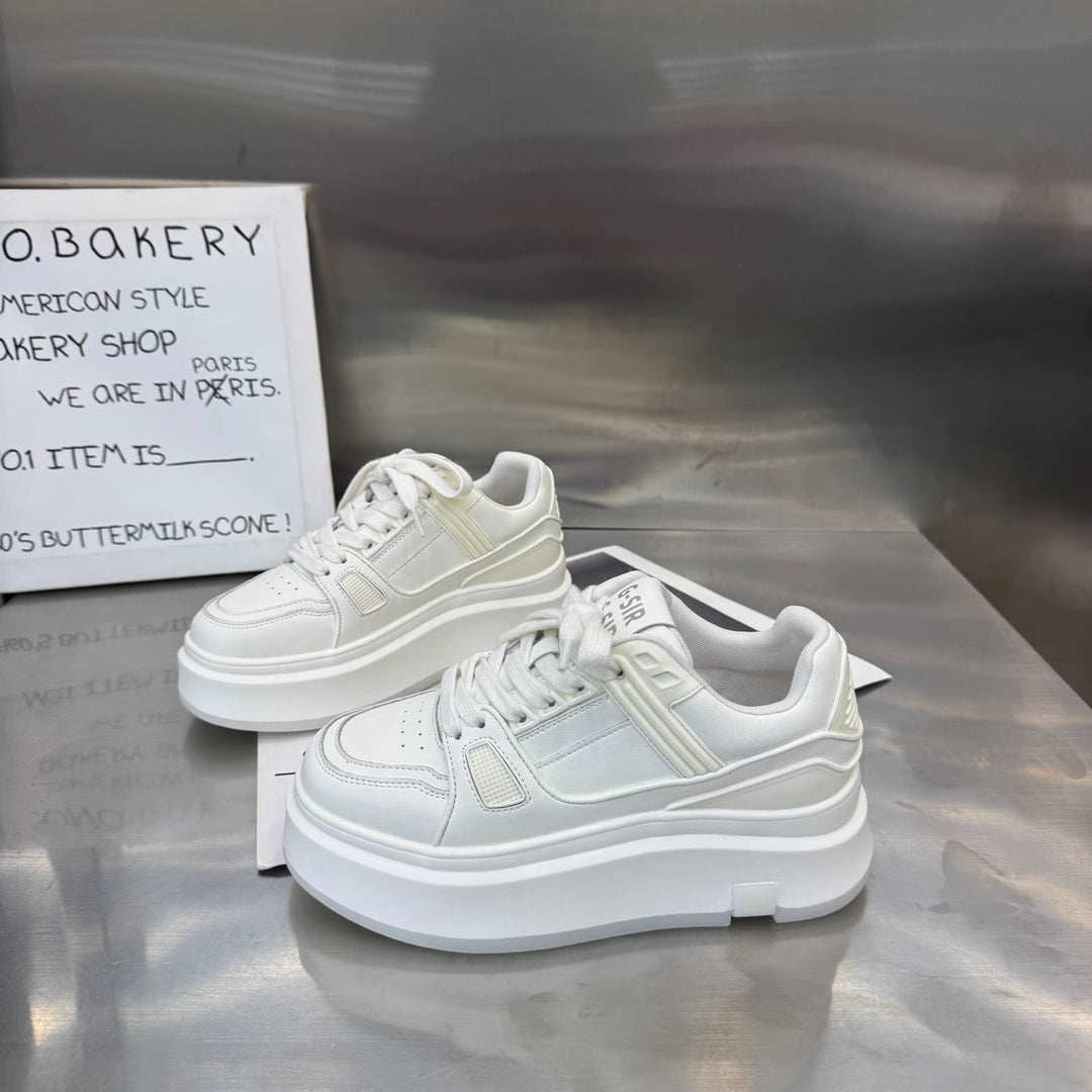 Damen Sportliche Sneakers mit dämpfender Plateausohle und atmungsaktiven Einsätzen Echo Archiv