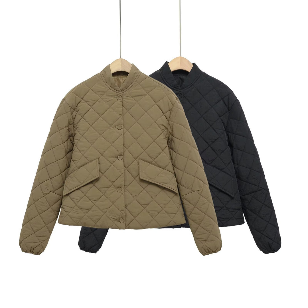 Damen Steppjacke mit Karomuster, kurzem Boxy‑Schnitt und Pattentaschen Echo Archiv