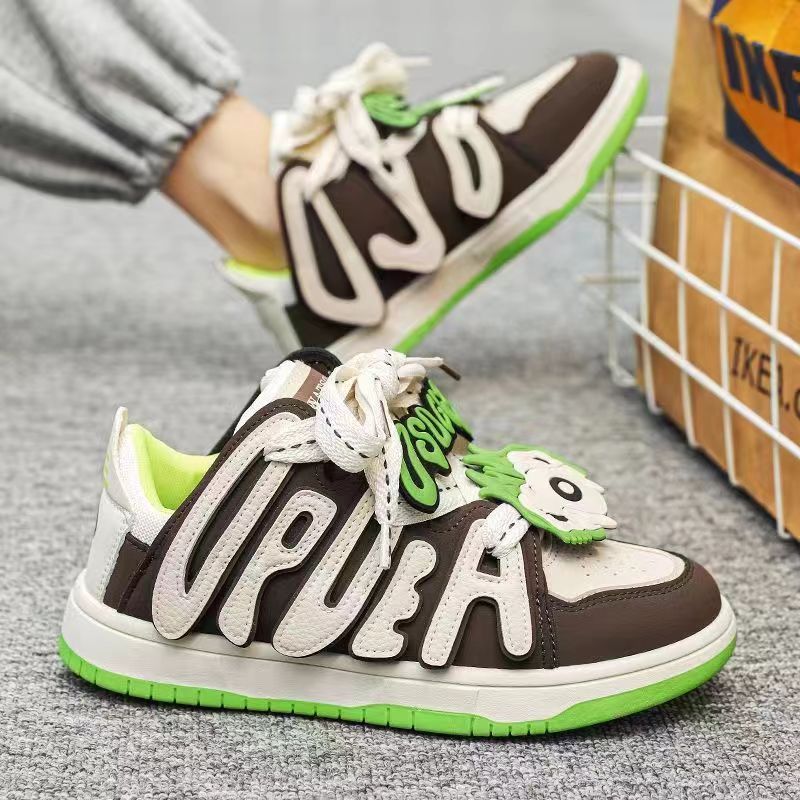 Damen Sportliche Sneakers mit einzigartiger Applikation und dämpfendem Fußbett Echo Archiv