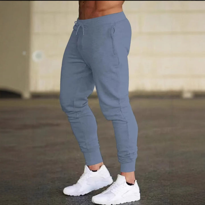 Herren sportliche Slim-Fit Jogginghose Echoarchiv