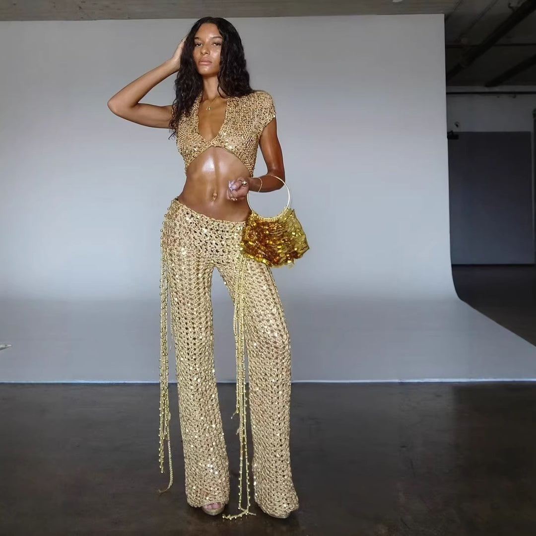 Damen Glitzerndes Festival-Outfit mit kurzem Rock und Bandeau-Oberteil Echo Archiv