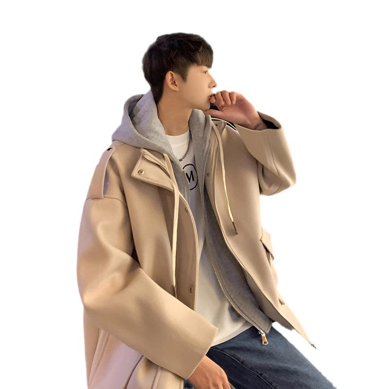 Herren Übergröße Winterjacke mit Kapuze und modernen Details Echoarchiv