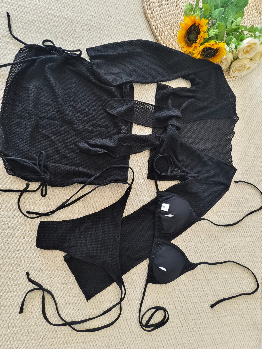 Damen Bikini-Set mit transparentem Wickeloberteil und hoch taillierten Shorts Echo Archiv