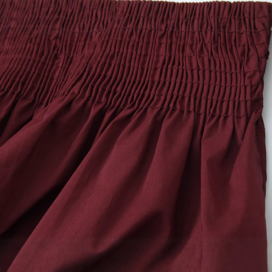 Damen Gesmokte Bluse mit Rüschenkragen und Volant-Peplum Echoarchiv