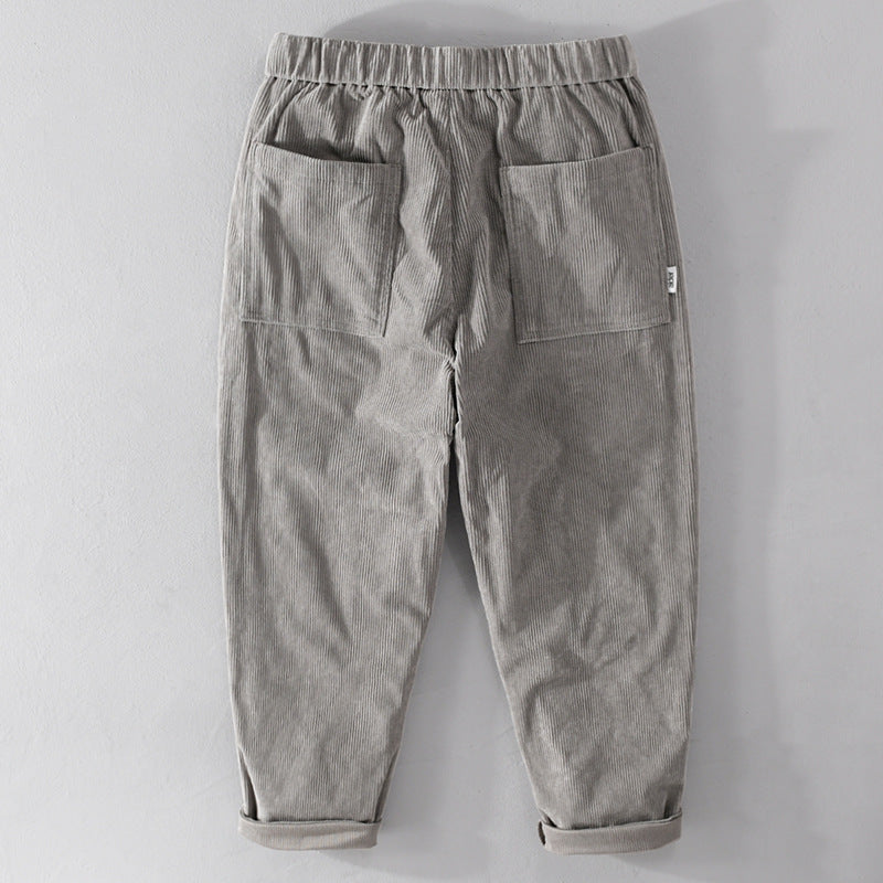 Herren Kordhose im Relaxed‑Tapered mit Kordelzugbund und Umschlag Echoarchiv
