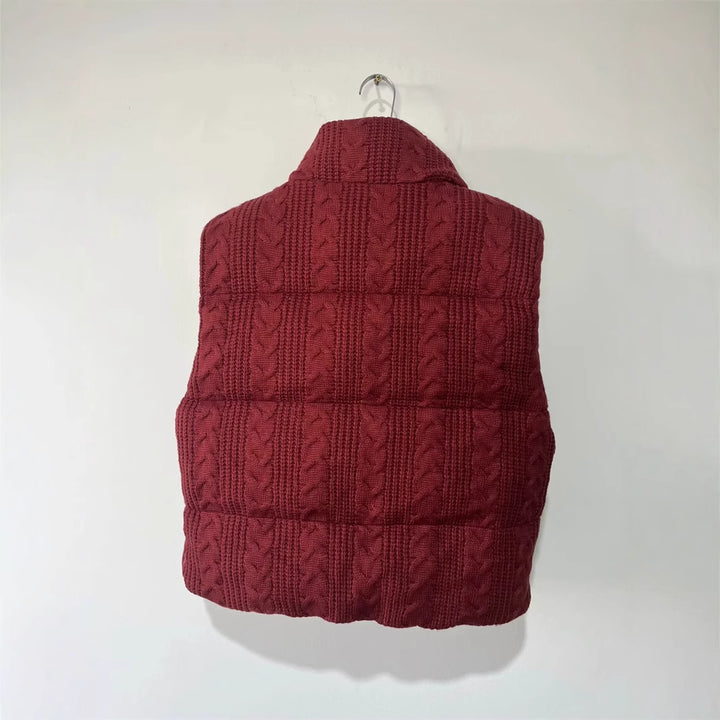 Damen nan gesteppte Strickweste mit Zopfmuster, Stehkragen und Reißverschluss Echo Archiv