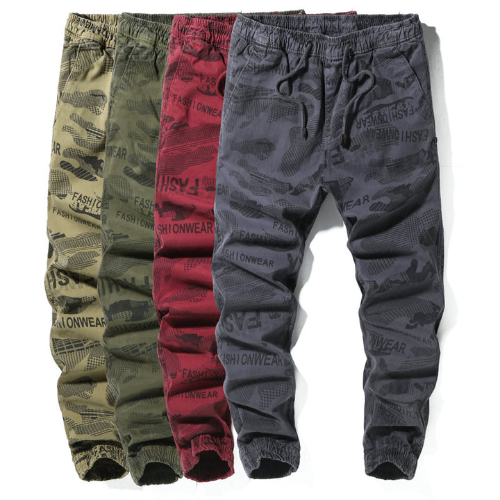 Herren Camouflage-Jogginghose mit elastischem Tunnelzugbund, tapered Schnitt und Allover-Print Echo Archiv