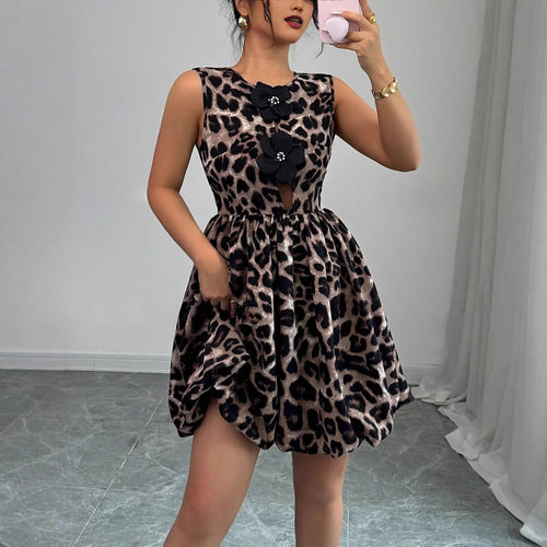 Damen nan kurzes Partykleid mit Leopardenmuster, floralen Applikationen und tailliertem Ballonrock Echo Archiv