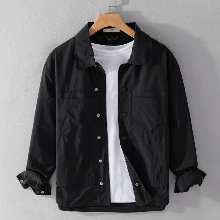 Herren Leichtes Baumwoll-Overshirt mit Kentkragen, aufgesetzten Brusttaschen und Relaxed-Fit Echoarchiv