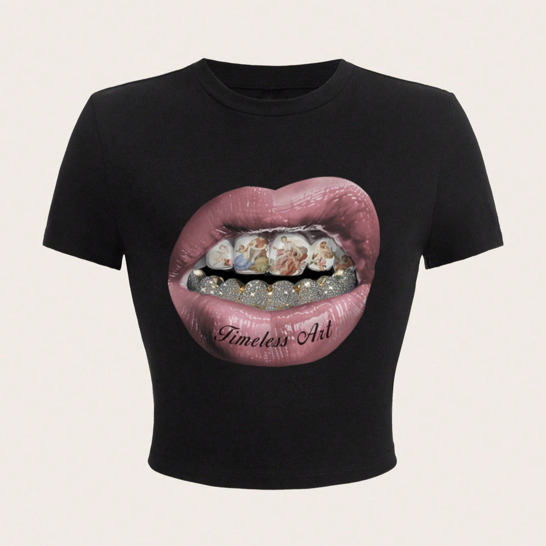Damen Crop-T-Shirt mit kreativem Grafikdesign und einzigartigem Statement Echo Archiv