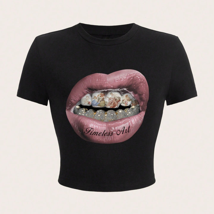 Damen Crop-T-Shirt mit kreativem Grafikdesign und einzigartigem Statement Echo Archiv