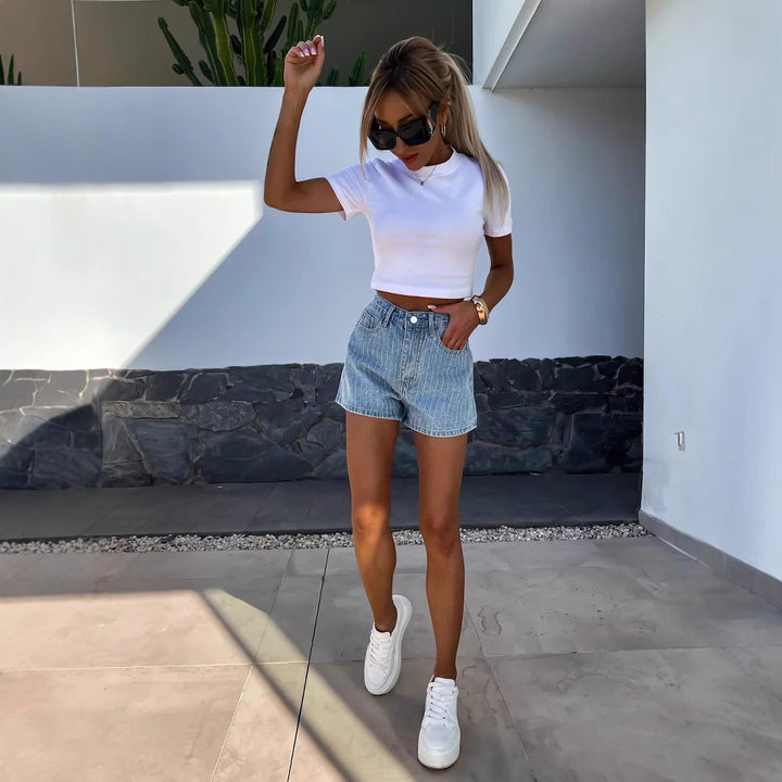 Damen Denim-Shorts mit Klassischem Schnitt und Feinen Nadelstreifen Echoarchiv