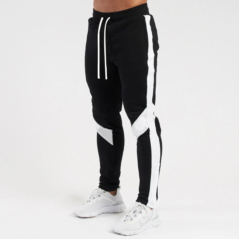 Herren Sportliche Jogginghose mit kontrastierendem Design und praktischen Taschen Echoarchiv