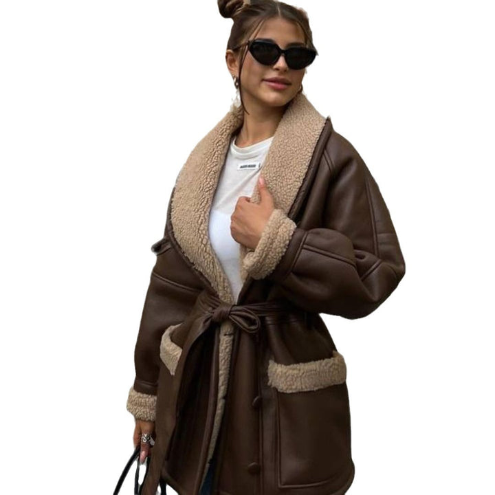 Damen Kurzer Teddy-Mantel mit Bindegürtel und Schalkragen Echoarchiv