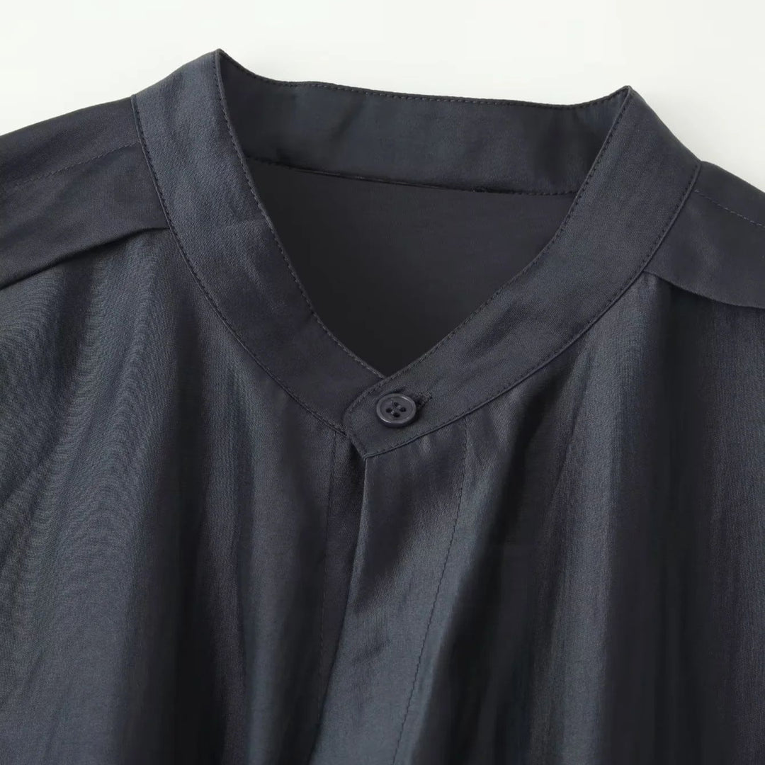 Damen Wickelbluse mit Stehkragen, taillierendem Kordelzug und Schößchensaum – Élovi
