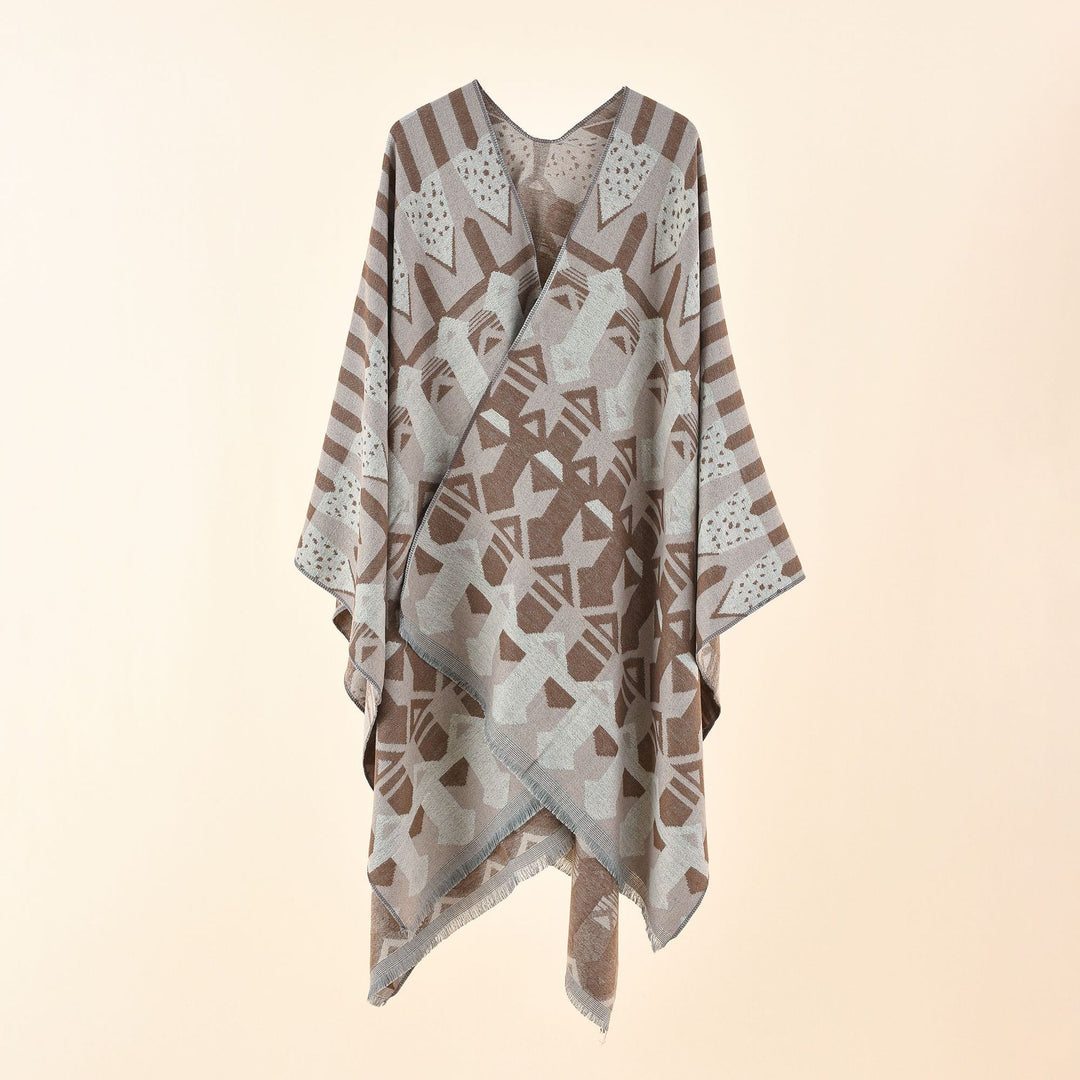 Damen Strick-Überwurfcape im Ruana-Stil mit grafischem Jacquard und Fransensaum Echo Archiv