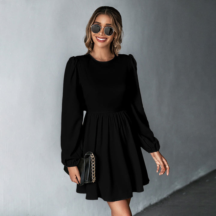 Damen schickes Cocktailkleid mit geraffter Taille, langen Ballonärmeln und rundem Ausschnitt – Élara