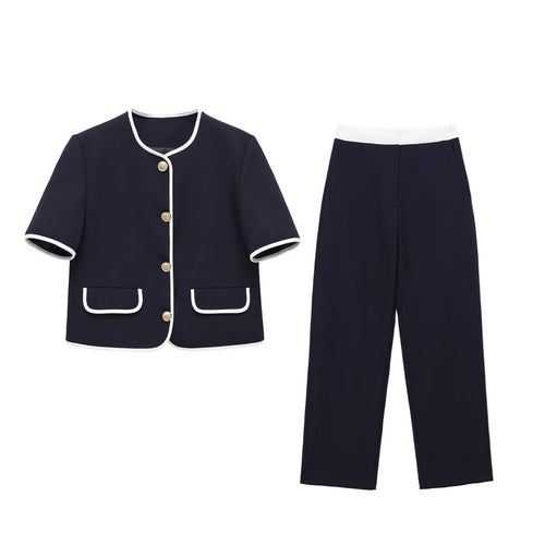 Damen modisches Set mit eleganter Jacke und weit geschnittenen Hosen Echo Archiv