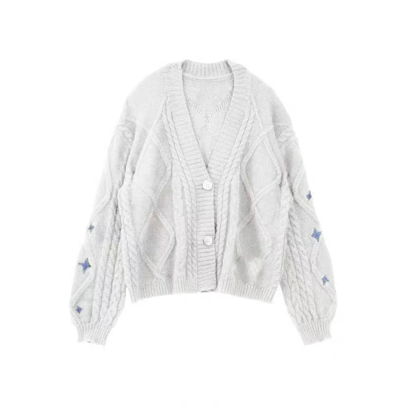 Damen nan oversize Strickcardigan mit Zopfmuster und Sternapplikationen V-Ausschnitt Knopfleiste Echo Archiv