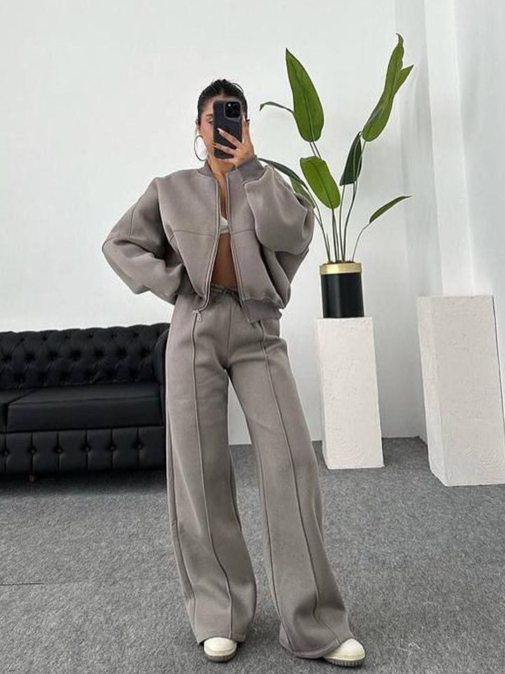 Damen nan Oversize Reißverschlussjacke mit weiter High-Waist Loungehose Set Echo Archiv
