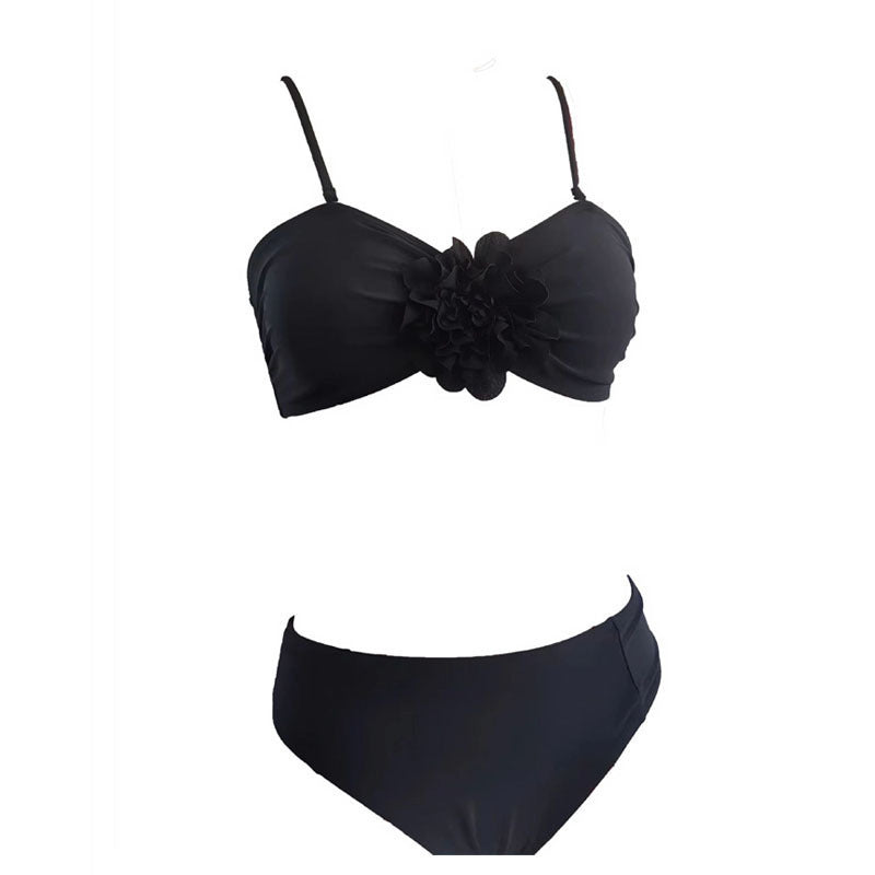 Damen Bandeau-Bikini mit blütenförmigen Details Echo Archiv