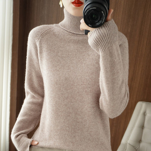 Damen Rollkragenpullover aus weichem Wollmix mit verlängerten Bündchen Echoarchiv