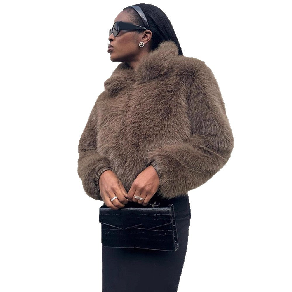 Damen Kurzer Boxy Kunstpelz-Blouson mit voluminösem Schalkragen und gefütterter Innenverarbeitung Echoarchiv