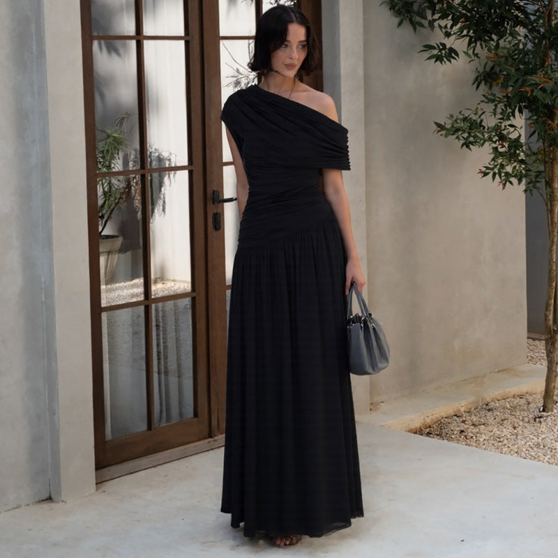 Damen Elegantes asymmetrisches Maxikleid mit Raffungen Echoarchiv