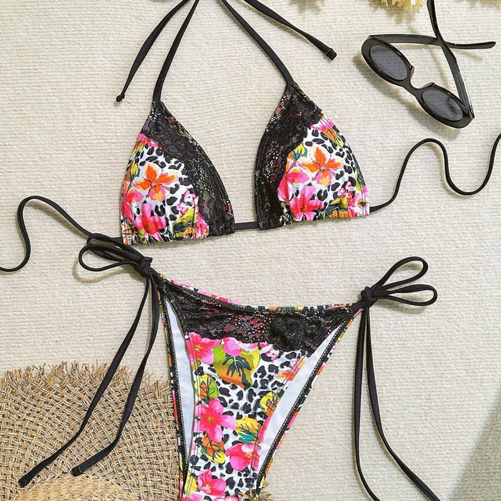 Damen Triangel-Bikini mit Spitzenverzierungen Echo Archiv