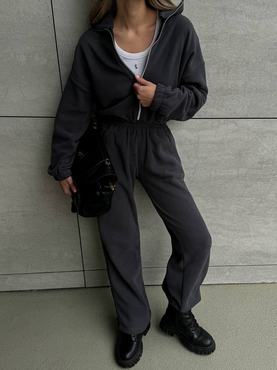 Damen Lässiger Fleece-Hausanzug mit Zip-Kapuze und elastischem Taillenbund – Avérine