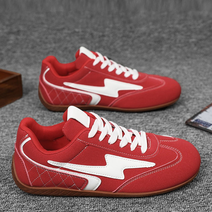 Damen leichte Retro-Skate-Sneaker mit gesteppter Seitenwand, gepolstertem Knöchelkragen und rutschfester Gummilaufsohle Echo Archiv