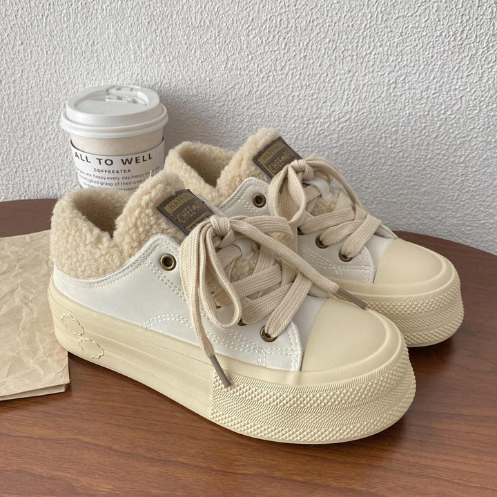 Damen Bequeme Sneakers mit kuscheligem Innenfutter und strapazierfähiger Sohle Echo Archiv