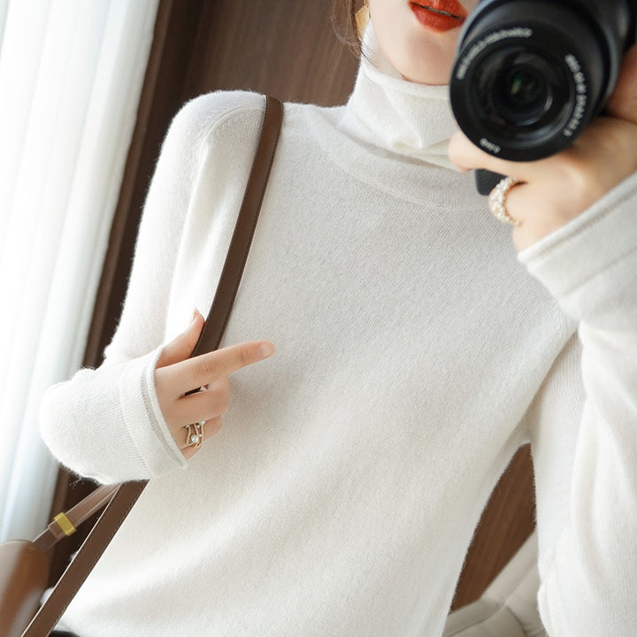 Damen Weicher Rollkragenpullover aus Kaschmir‑Look mit Daumenloch und figurbetonter Silhouette Echoarchiv