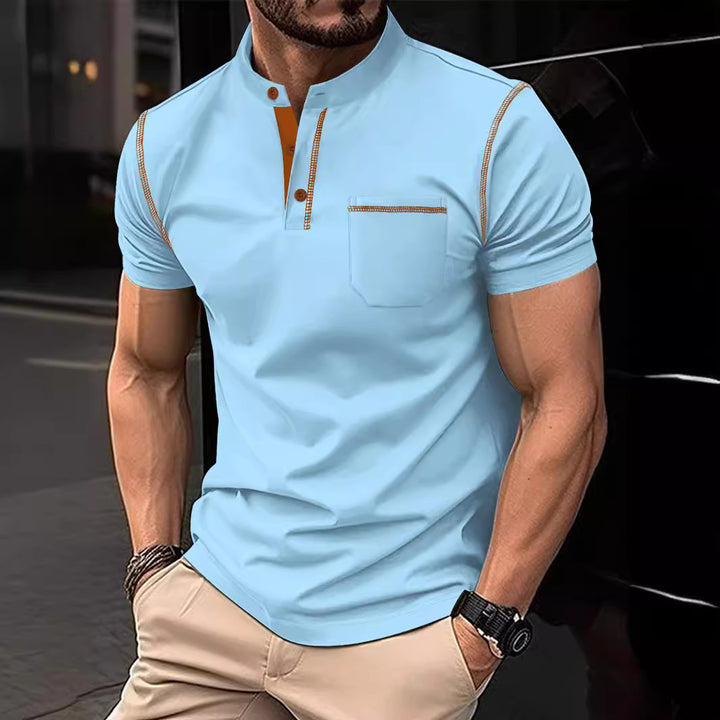 Herren Poloshirt mit modernem Henley-Kragen und praktischem Brusttasche Echoarchiv