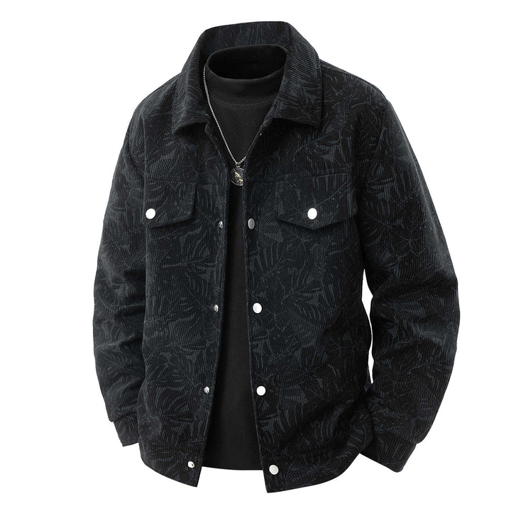 Herren Kordjacke im Truckerstil mit tonalem Blattmuster, Druckknopf‑Front und Pattentaschen Echo Archiv