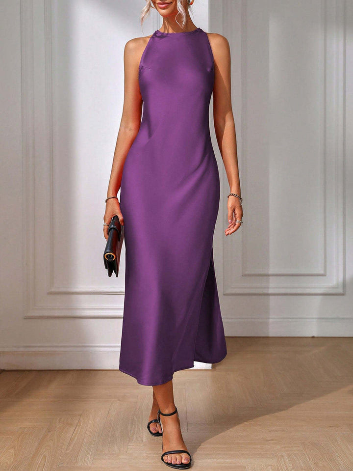 Damen Elegantes Maxikleid mit tiefem Schlitz und feinem Satinfinish Echo Archiv