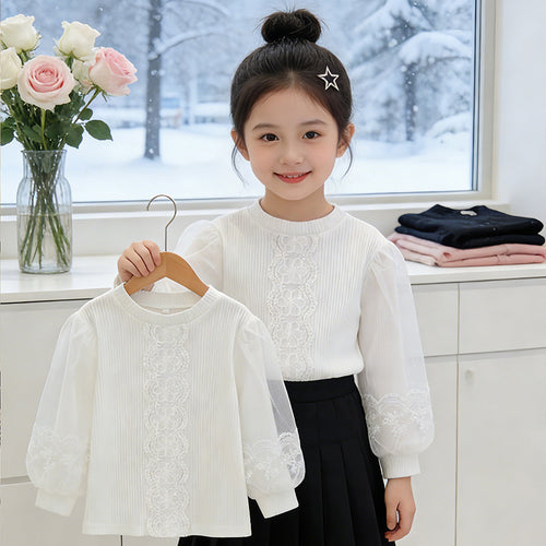 Mädchen elegante Bluse mit transparenten Puffärmeln und zarter Blumenstickerei Echo Archiv