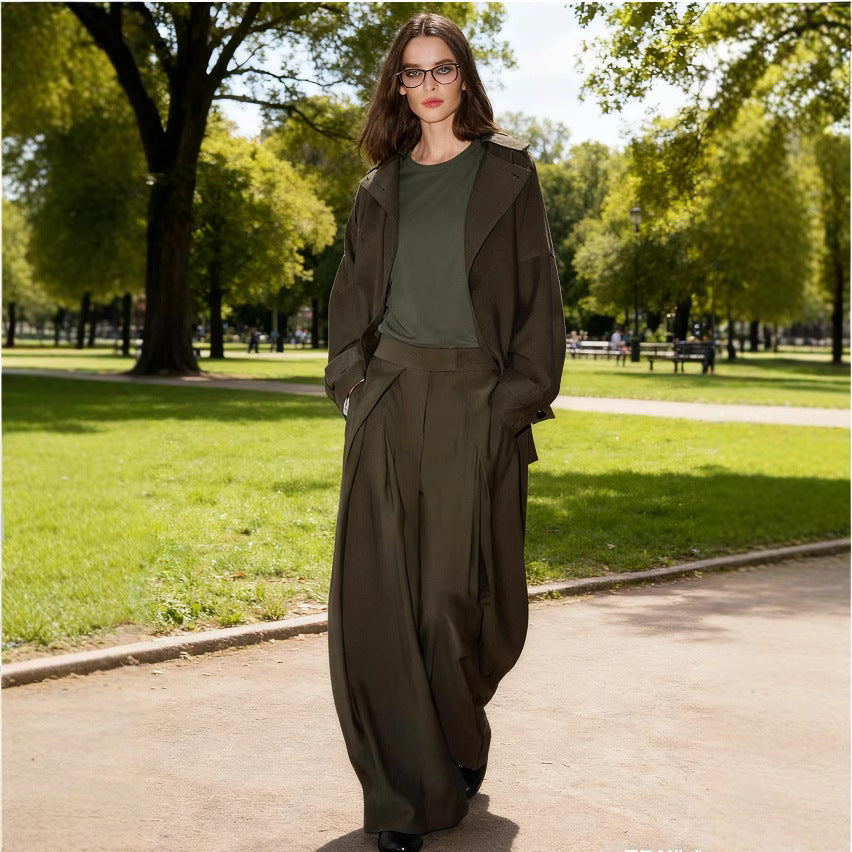 Damen Taillierter Kurztrench mit Bindegürtel und Oversize-Ärmeln Echo Archiv
