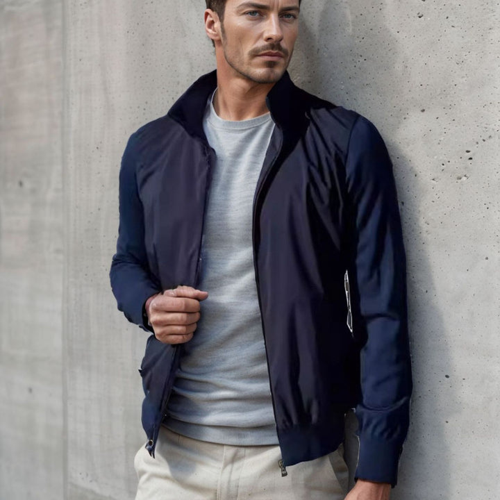 Herren stylische Freizeitjacke mit hohem Kragen und praktischen Taschen Echoarchiv